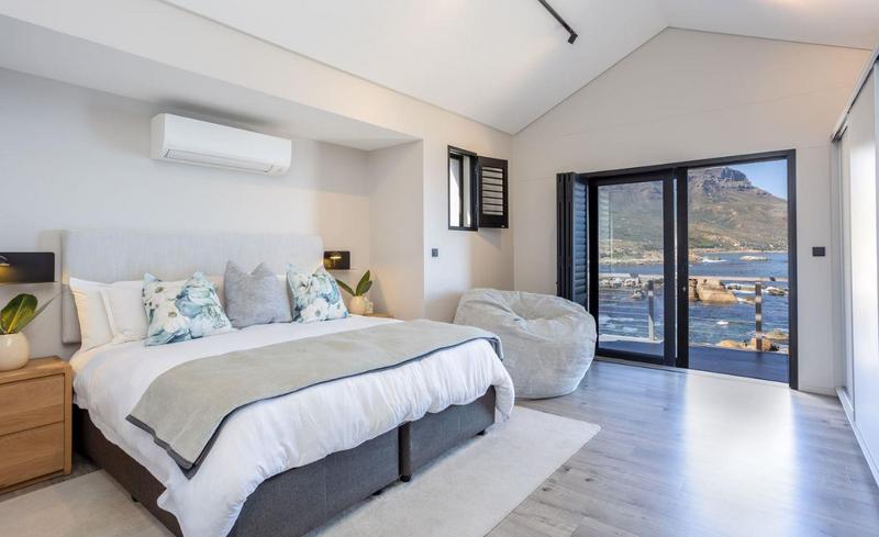 5 Bedroom Property for Sale in Camps Bay Western Cape